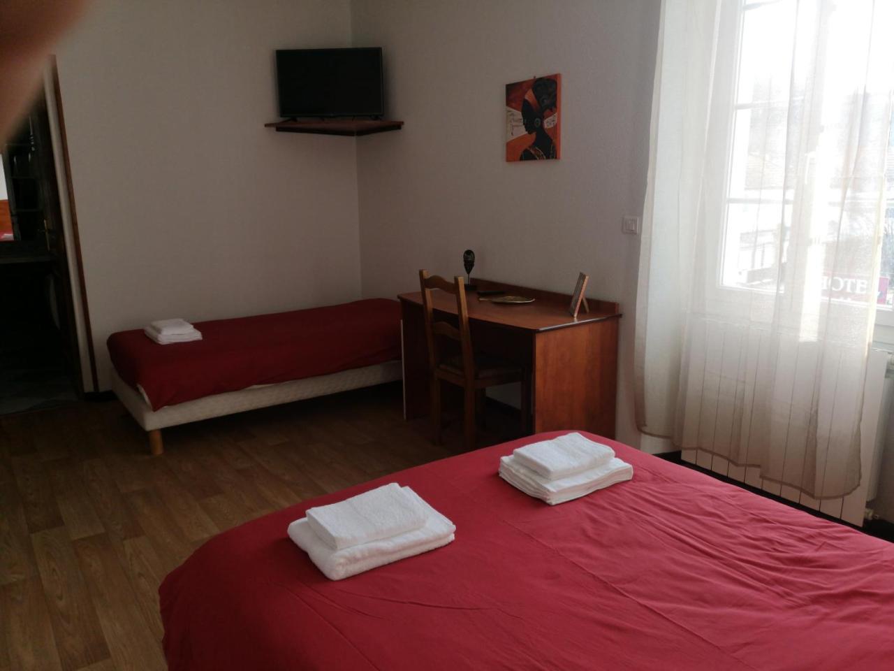 Hotel Castel D'Olmes Tabre Zewnętrze zdjęcie